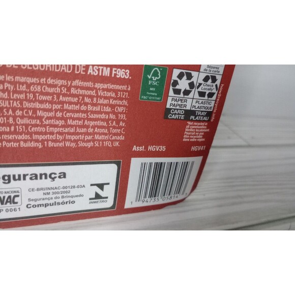 Disney Pixar Cars 2-pk Road Trip Mcqueen & Racing Center Cruz NIP - Picture 7 of 8